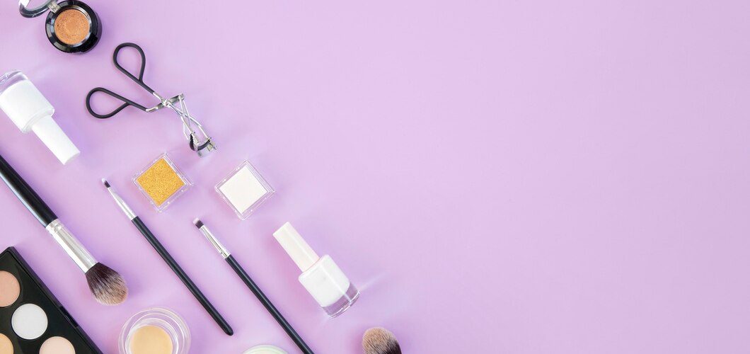 Jak wybrać idealne narzędzia do aplikacji kosmetyków? Przewodnik dla początkujących